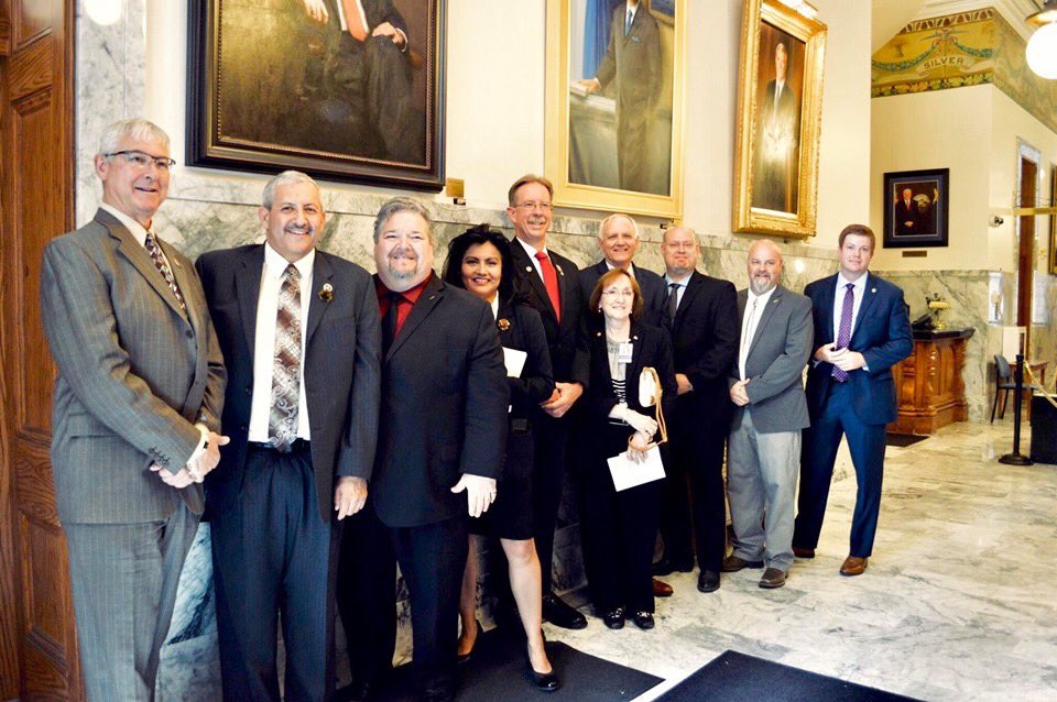 BLET766's tweet photo. Ready for Day 2 of the #SMART2019 General Convention. Honored to have #Nevada Governor, @SteveSisolak; who signed into law, #AB297 & #AB337, (critical #publicsafety bills aimed at protecting our communities) addressing the delegates. #FocusOnTheFuture #1u https://t.co/JrIWGX7KDW