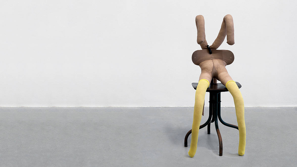 SadieColesHQ's tweet photo. Tomorrow evening #AnneEllegood will moderate a discussion on #SarahLucas Au Naturel at the @hammer_museum. Panelists #JackHalberstam, #CandiceLin and #JenniSorkin will discuss Lucas’s work from the perspectives of gender and queer theories.

Find out more: https://t.co/DjVB615LkP https://t.co/7g9xRqldqt