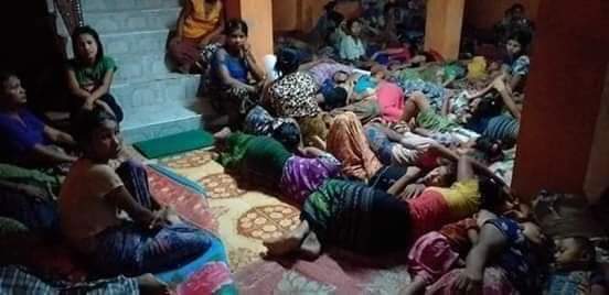 RomaThar's tweet photo. #Because of brutal wars between Burmese Army and Arakan Army;arakanese people has been fleeing from their homes and take refuge in nearest monarstaries and some places in painfully. The government led by Daw Aung San Su Kyi has been no said any words about this and still ignored https://t.co/5hDDsuFzvi