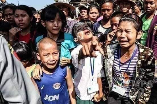 RomaThar's tweet photo. #Because of brutal wars between Burmese Army and Arakan Army;arakanese people has been fleeing from their homes and take refuge in nearest monarstaries and some places in painfully. The government led by Daw Aung San Su Kyi has been no said any words about this and still ignored https://t.co/5hDDsuFzvi