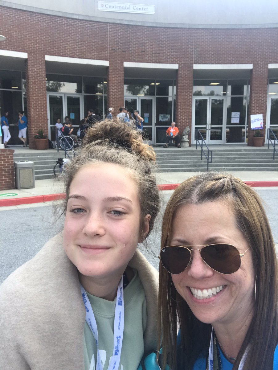 ATLMaccabi2019's tweet photo. A huge congrats 👏🏻 on your Midot🏅&amp; thank you to Leslie Frohman for being the most incredible Host Mom ever‼️ #atlmaccabi2019 #wearejccmaccabi https://t.co/Fw6bo2dJuq