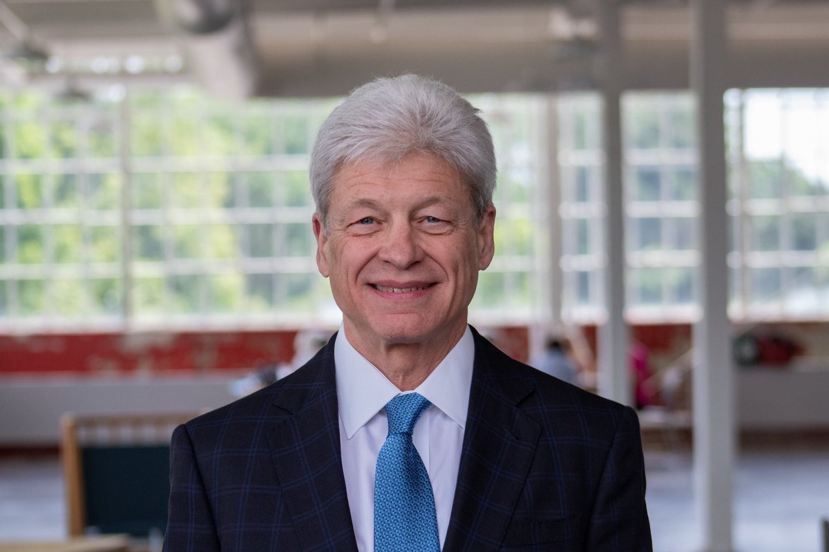 CreativeHub1352 tweet media