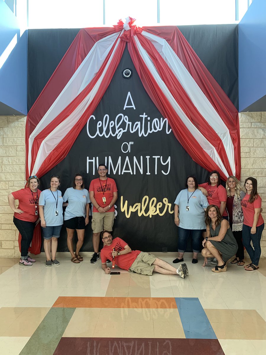 ajumper24's tweet photo. Hanging out with the wild bunch at Walker #wildcard #bluehouse #thisisdietz #piratesforever @CISDDietz @OfficialCISD https://t.co/B7e4e5duxY