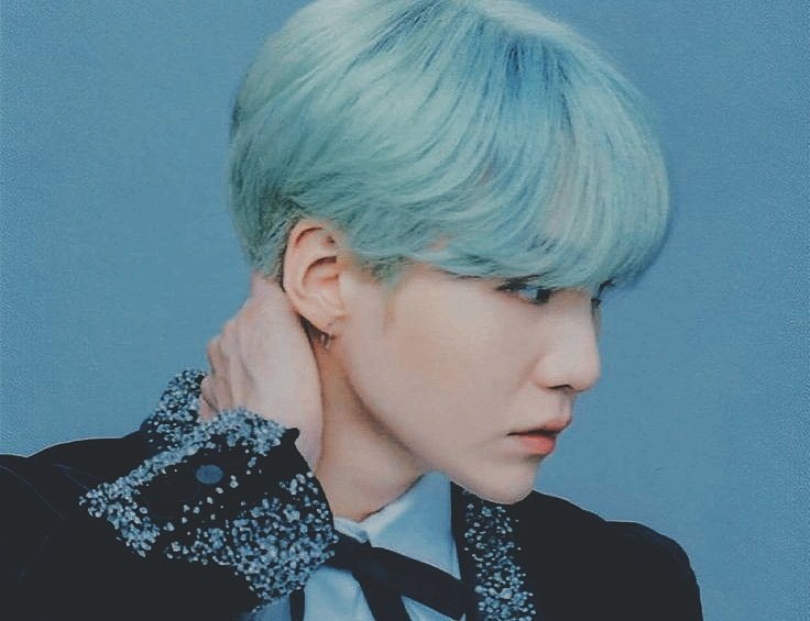 Vante54's tweet photo. Yoonmin Au 🔞🌙

-Yoongi es un famoso actor pornx.
-Jimin un universitario con una de las cuentas NSFW mas famosas de corea.

Yoongi descubre la cuenta y decide seguirlo hasta que se atreve a hablarle para  proponerle un video juntos. https://t.co/5fTTLr5fsT