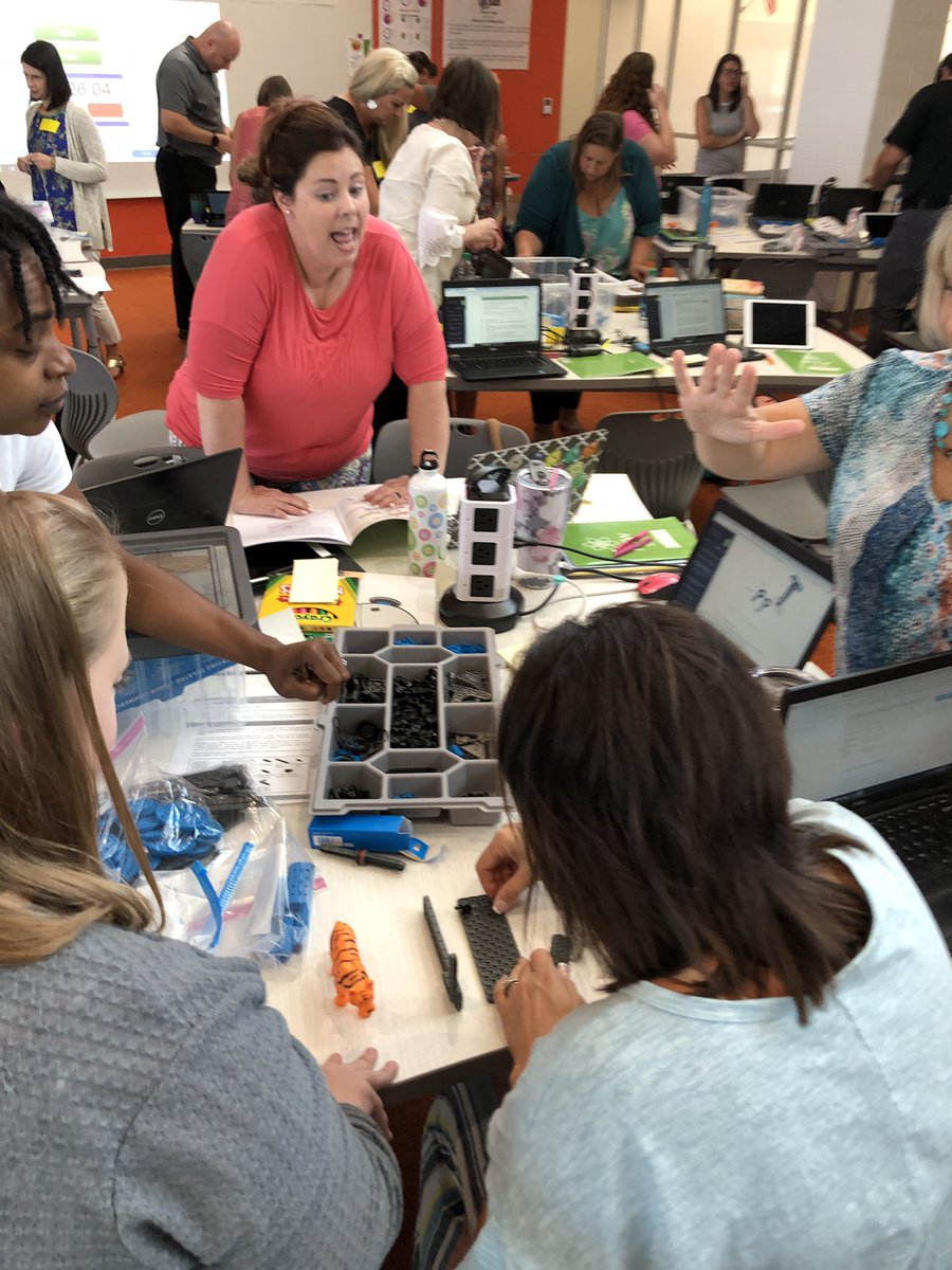 principalporter's tweet photo. STEM LAUNCH MISSION: Animal rescue in progress...#hcselempltw #hcspltw https://t.co/4Py397xc8P