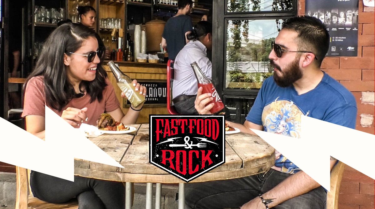 fastfoodandrock's tweet photo. ⚡Ya está publicado en nuestra fanpage de #Facebook el pirmer vídeo de la segunda temporada de #FastFoodAndRock: The Video Series con @monicat_txt y @cristiangroca
En este episodio comimos un híbrido entre las #hamburguesas de #QueridoCombo y las #pizzas de @laperoGT 🤘 https://t.co/0niYWXatfC