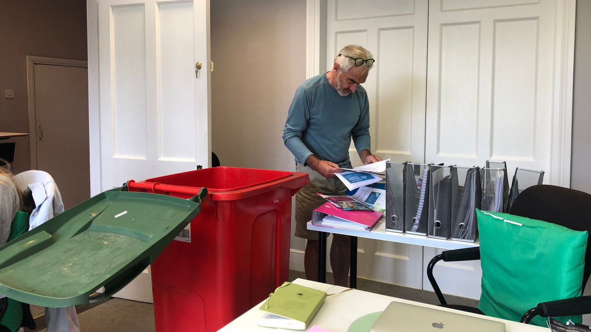 SoolNua's tweet photo. Recycling bin in the office means business ๐ #SpringCleanInSummer #eventprofs #meetingprofs https://t.co/45okvoA2mx