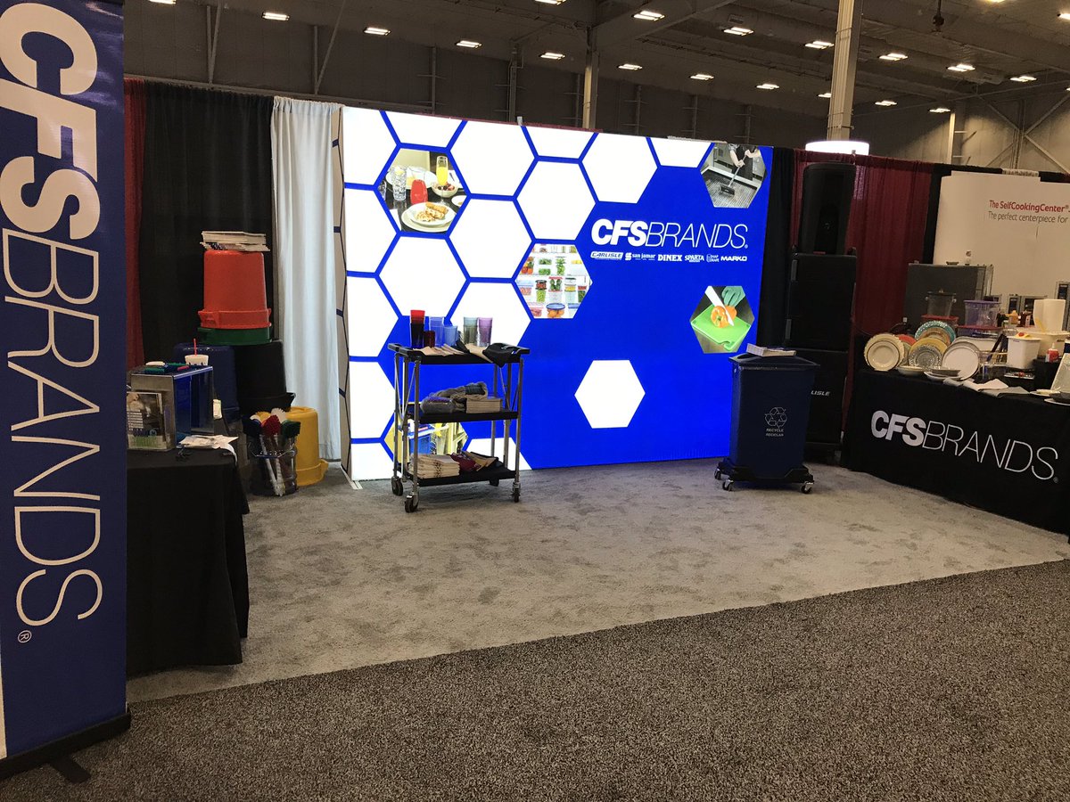 CHCreatesEvents's tweet photo. All lit up and ready to go! Booth #120 
#oraexpo #oklahomarestaurantassociation #cfsbrands #carlislefsp #carlislefoodserviceproducts #sanjamar #dinex #snapdrape #foodservice #oklahomarestaurants #restaurants #foodie https://t.co/EPkFmxAHCb