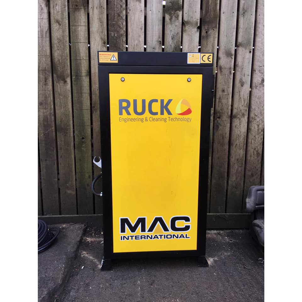 RuckEngineering's tweet image. Today brought the installation of this MAC Plantmaster complete with a yellow powder coated steel door, remember all of our statics are available with bespoke features - if this is something your interested in give us a call on 01325 286081📞⚠️   #chemical  #pressurewashers