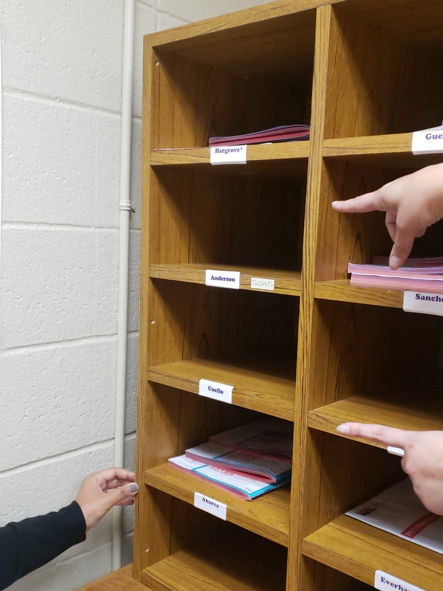 mmwalker82's tweet photo. @royalwoodlions #thisisroyalwood #royalwoodlions https://t.co/tIcvXddOtd