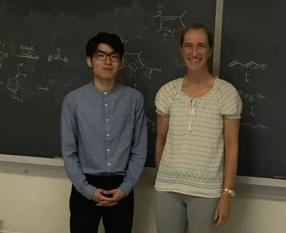 ThompsonLabDal's tweet photo. Congrats to Min who successfully defended his https://t.co/1DFdOwSTbx. #thesis today.  So proud to see strength in #success!
#CHEMISTRY #Graduation2019
@DalhousieChem @dal_cgss @DalGradStudies https://t.co/m46lzpqBc2
