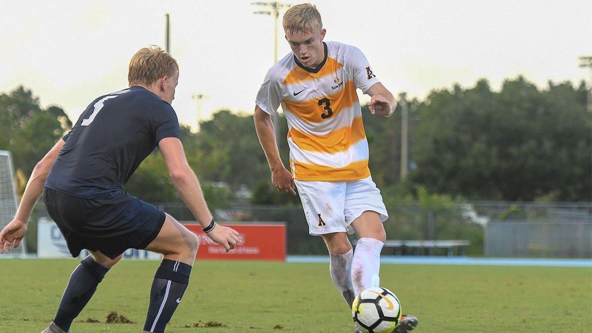 AppStateMSoccer's tweet photo. 3️⃣ days until we kick off the 2019 season! https://t.co/aMdahBINHU