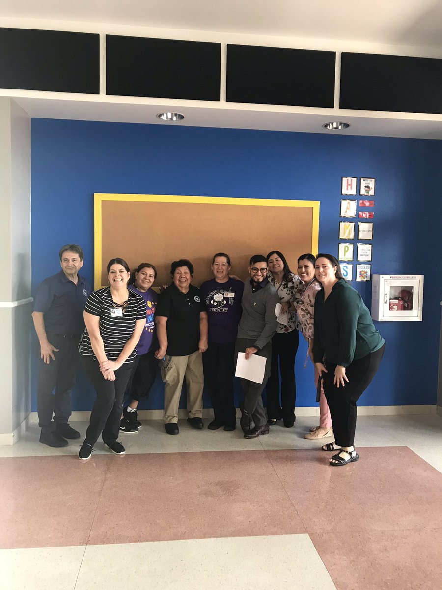 mswigginsclass's tweet photo. Fab 5 @RoyalwoodLions https://t.co/ZBWOn7ljXQ