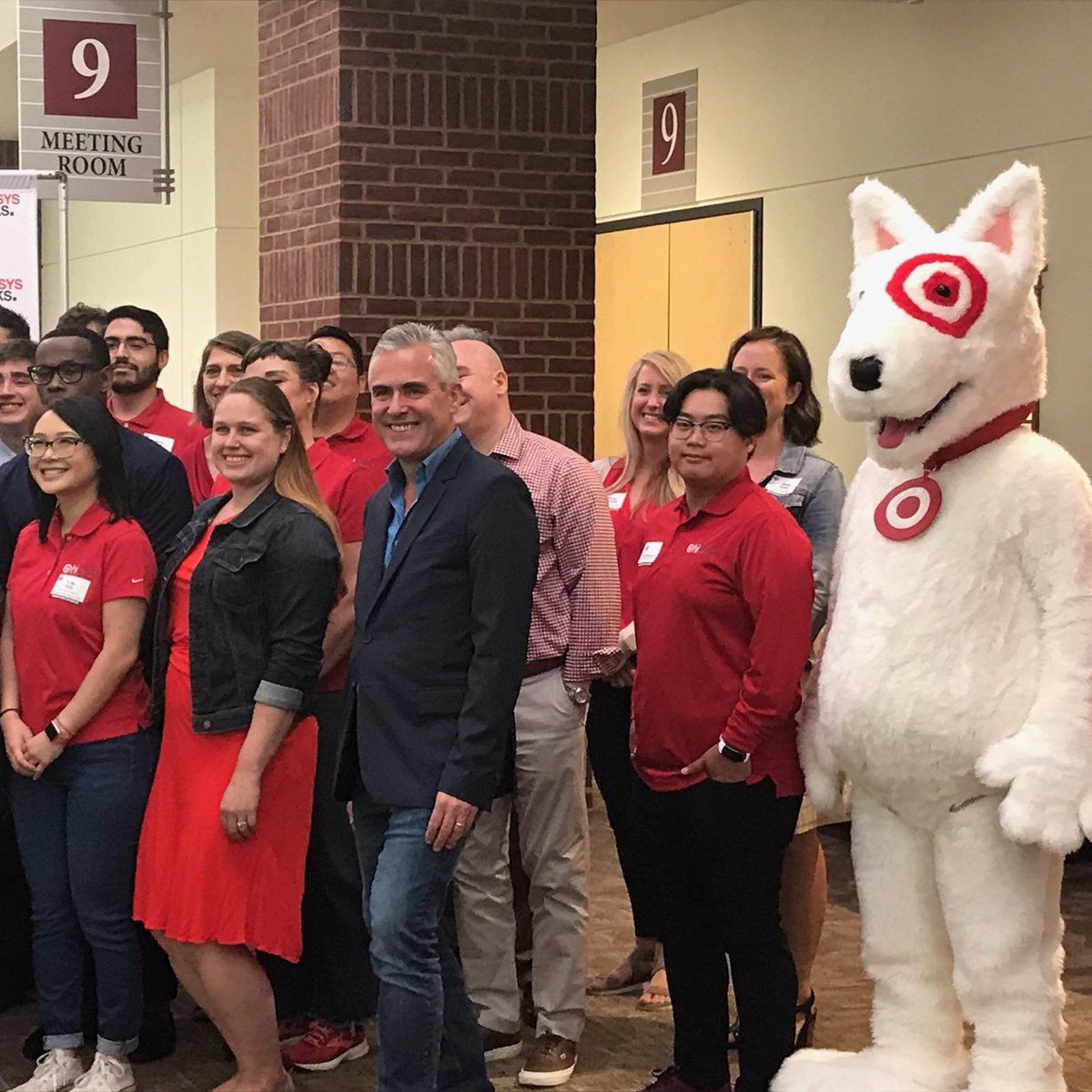 Target News tweet media