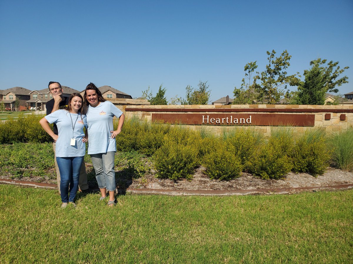 Donabesherse's tweet photo. So excited for a new school year!  #redteam @CISDDietz https://t.co/hhAvfjJH79