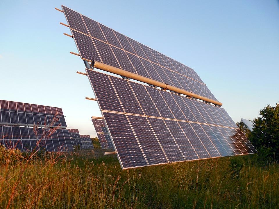lenergeek's tweet photo. #LeSaviezVous: en 2017 selon @rte_france, 2/3 de l’#électricité d’origine #photovoltaïque produite en 🇫🇷 provenait de @NvelleAquitaine, @Occitanie et @MaRegionSud. Ms la #géographie de la production⚡ #solaire évolue..
https://t.co/uQFwT5JSnU
#IPVF #PlaceAuSoleil☀
Cc @EUPVSEC https://t.co/otrhprnA2o