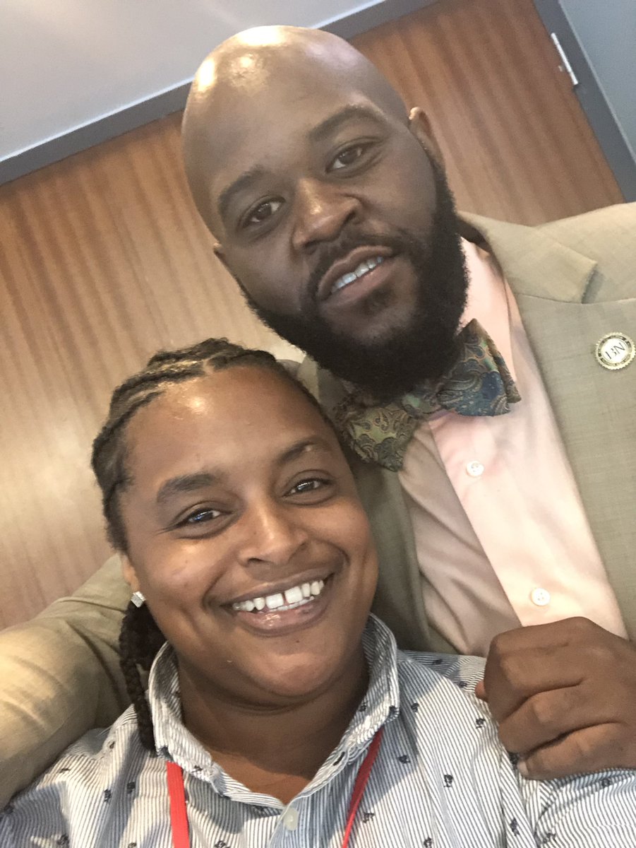 krystle_lake's tweet photo. This is my brother! We started the marching band program at southeast with one drum and three scholars. The band grew within months and now southeast has over 50 band memebers. @FriendshipPCS #lovesoutheast #FriendshipFWD19 #Convocation19 #FPCSWD https://t.co/wMS386z14v