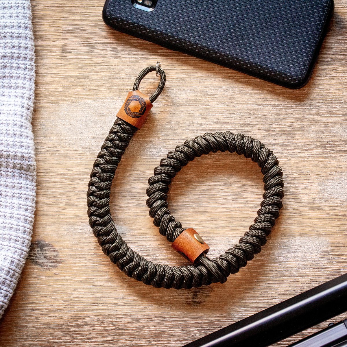 I've just launched an online store selling handmade camera straps. Launched with 4 colours &amp; free delivery! Check them out at strapsy.co.za Please RT &amp; spread the word! #photography #proudlysouthafrican