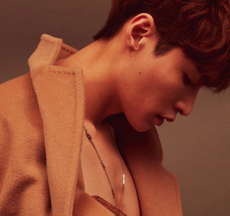 waowaearmenia's tweet photo. 张艺兴 我们一直都在 💖💞💕❤️💓💛🧡💚💙💜🖤❣️

@layzhang @lay_studio @weareoneEXO https://t.co/aGBkVnoqb4