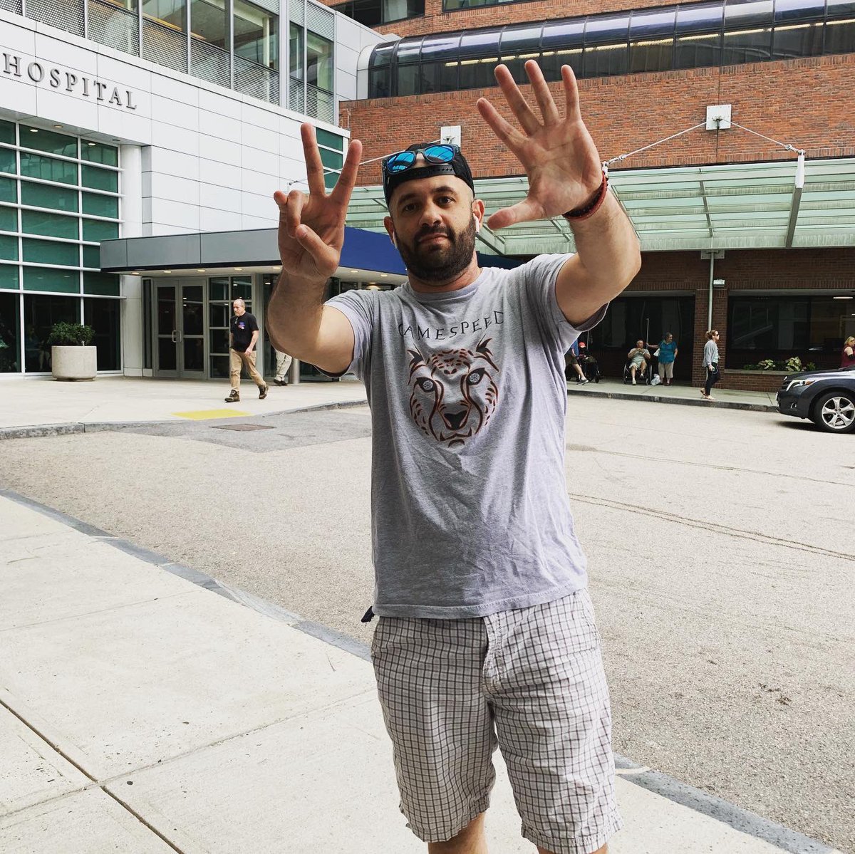 Q_Coach's tweet photo. After you get that 6, gotta convert that PAT and make it 7. My dude Brandon marking it with me as the @_gamespeed_ cheetah made its first appearance. #SevenDown #EffCancer https://t.co/U0wK7SmHj8