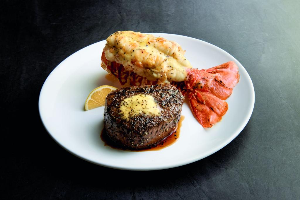 ChartHouseRest's tweet photo. When you're looking for the finest pairing from land and sea, there's no better place to be. #NationalFiletDay
#steaksfordays #steaks #filet #dinnerwithaview #landandsea #surfandturf #lobstertail #foodies #foodiesfinds #goodeats https://t.co/2P2eYVJIUx