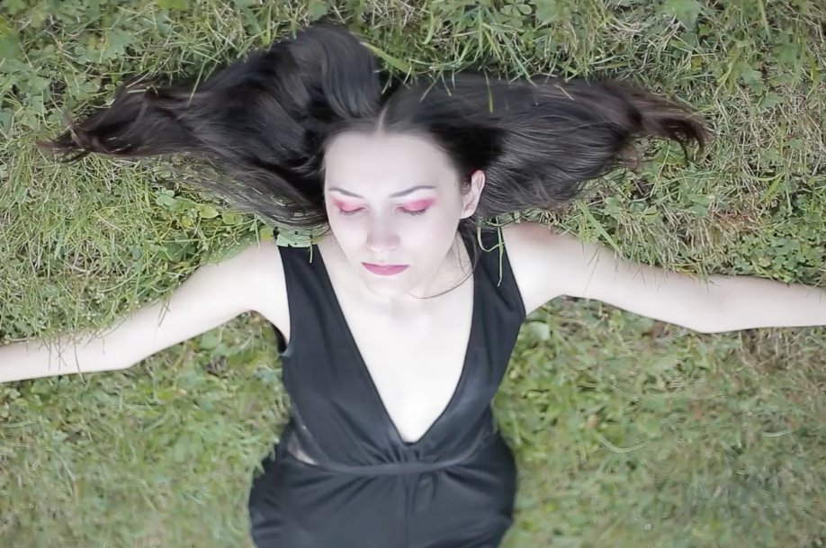 jenjanetmusic's tweet photo. Tomorrow I'm releasing a @tcband cover since their new EP was released last week. Be sure to subscribe so you don't miss it: https://t.co/2ShKTSuhtg

#thecontortionist #vocalcover #youtubecover #musician #returntotheearth #ourbones #femalevocalist #AlternativeRock #prog https://t.co/SOg3EIQiaf