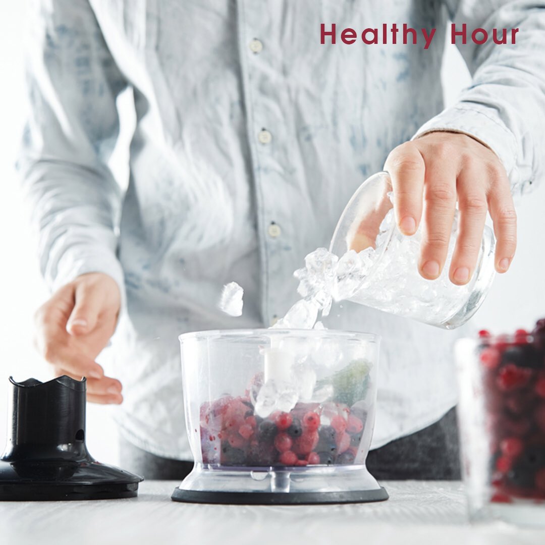 centaradanang's tweet photo. ⛅️Living in the summery state of mind for enticing desserts and specially created smoothies &amp; frappes? Make your way to our Lobby Bar to revel in our diverse offerings!
#food #pastries #smoothie #frappe #afternoontea https://t.co/03nG3n8hcI