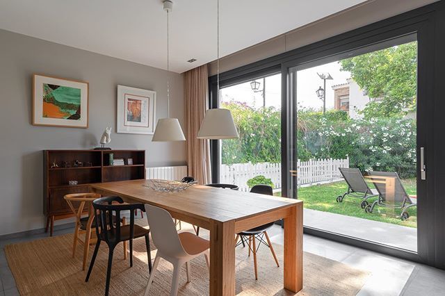 NachoVillaFoto's tweet photo. Modern villa in Costa del Sol🌿☀️
.
.
.
#malaga #marbella #moderninteriordesign #architecturephotography #architecturelovers #modernarchitecture #modernarchitecturephotography #spainproperties #spanisharchitecture #realestatespain #puertobanus #benhav… https://t.co/BNlurxMcJP https://t.co/cD1xQW6zFP