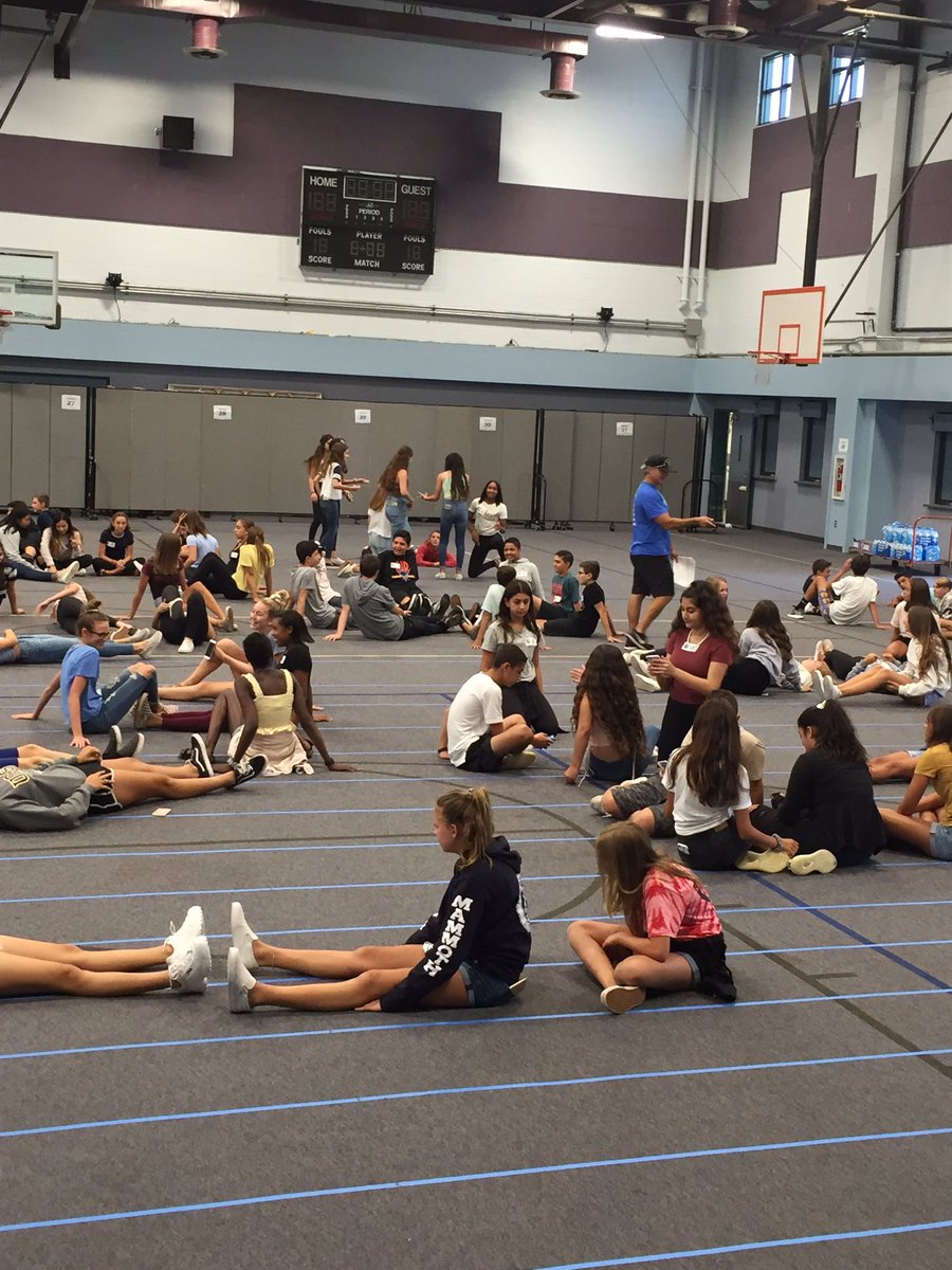8th grade leaders “team building” to get ready to welcome our new 6th graders at HMS!  Can’t wait to start the new year! 😄<a href="/hillsdalepride/">Hillsdale Middle</a> <a href="/CajonValleyUSD/">CajonValleyUSD</a>