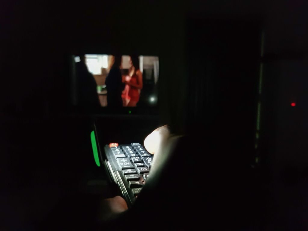 uxyemi's tweet image. Spot the Lazelight! We're going LIVE on Indiegogo in 2 days and giving away great deals on our @lazelight TV remote mini torch. A nice EDC &amp;amp; great gift item. Sign up early to save up to 60% buff.ly/2KtYEMC #Lazelight #minitorch #edcgear #everydaycarry #Indiegogo2019 #mens