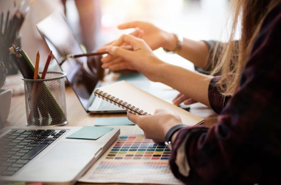 We've updated the Public Health Outcomes Framework - take a look at our blog to find out what's new, including antibiotic prescription, tuberculosis treatment completion and dementia diagnosis rates: bit.ly/33pz56O