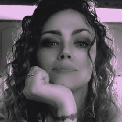 EmilyDaniels02's tweet photo. #NewProfilePic https://t.co/1M0SY0WBLY