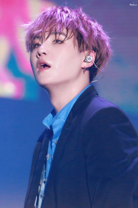 _San_204's tweet photo. Angel meow meow~
📷💜: 
@_SUGALOVER_

@BTS_twt
 #윤기 #민윤기 #ミンユンギ #閔玧其 #yoongi #SUGA #AgustD #aesthetics BTS #MTVHottest

#YoongiWeLoveYou
#YoongiYouArePerfect https://t.co/tYsN13zwYv