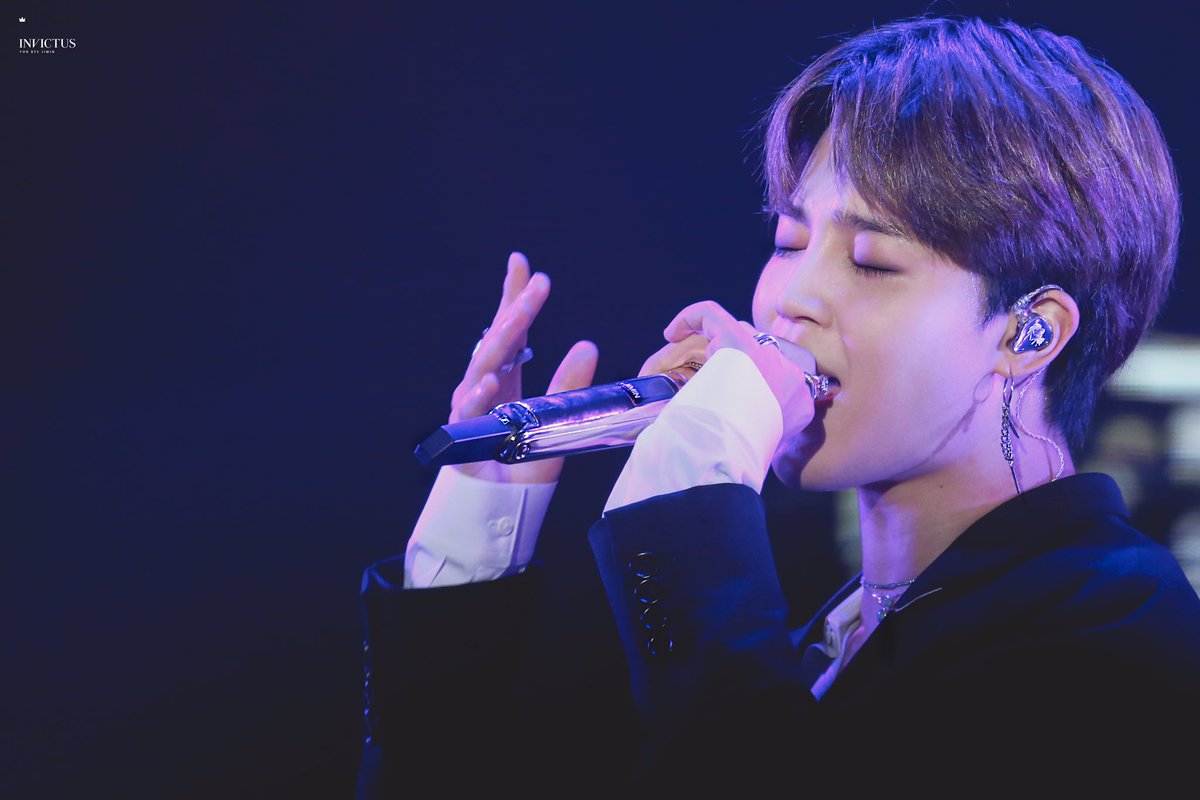 Invictus1013's tweet photo. 190811
#JIMIN #지민
#BTS #방탄소년단 @BTS_twt https://t.co/UwzpcZrFi8