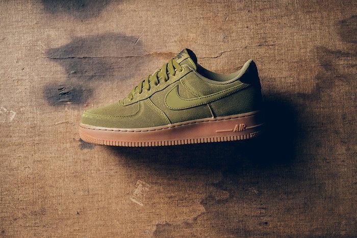 Nike Air Force 1 '07 LV8 - Camper Green