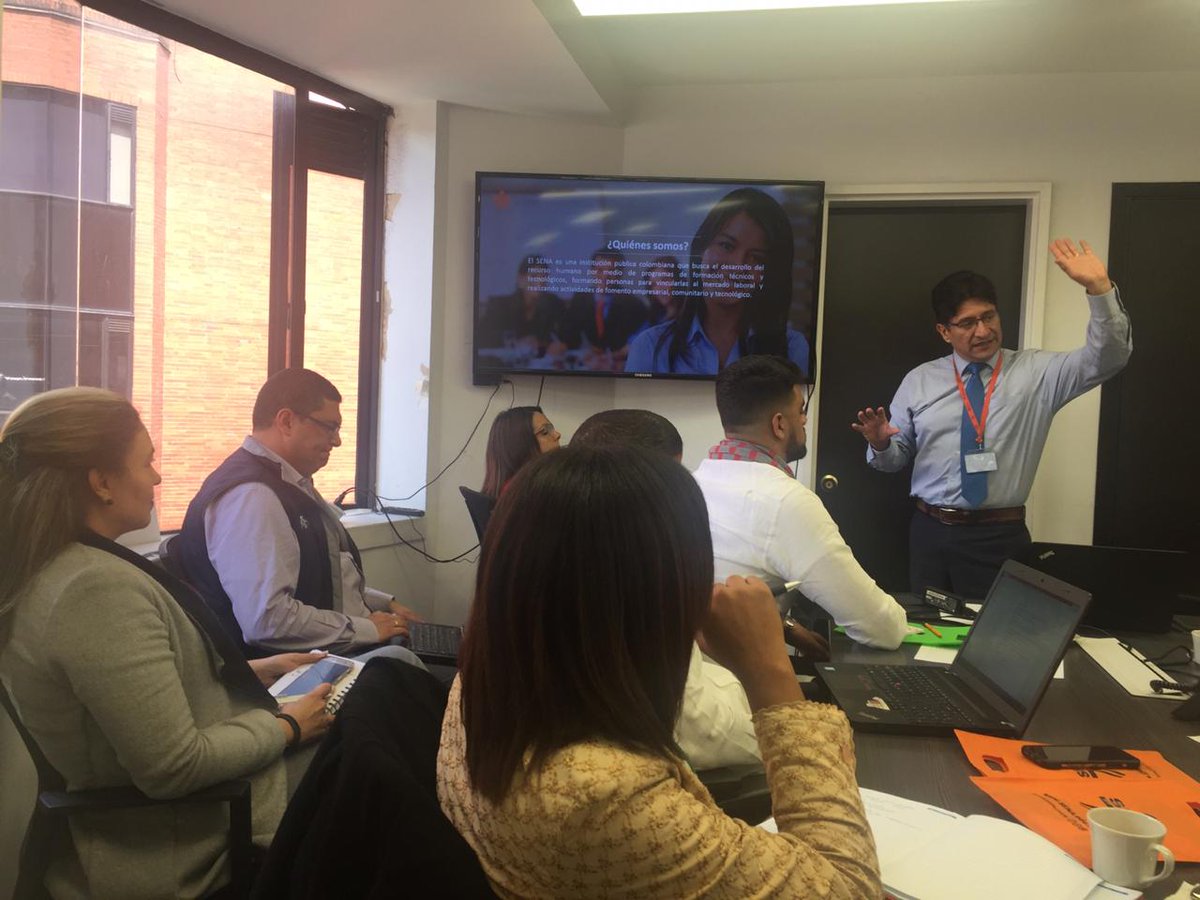 CarlosAGamba's tweet photo. Nos encontramos con la misión del Ministerio de Industria, Comercio y Mypines @MIC_RD de República Dominicana, transfiriendo el modelo de Emprendimiento SENA de cara a los nuevos retos del Gobierno Nacional #FondoEmprenderSENA @senacomunica @EstradaCarlosM @hernanfuentes @wdaza https://t.co/CA0pkFRBTp
