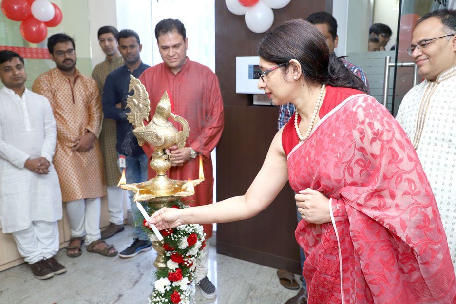 ColorTokensInc's tweet photo. ColorTokens Bengaluru gets a new address! We moved to a sparkling new office with hoots and whistles. It was a day filled with amazing performances and lots of fun and games. Thank you for participating and making it a landmark event in ColorTokens history. #LifeatCT #newoffice https://t.co/SEmRGKPI0U