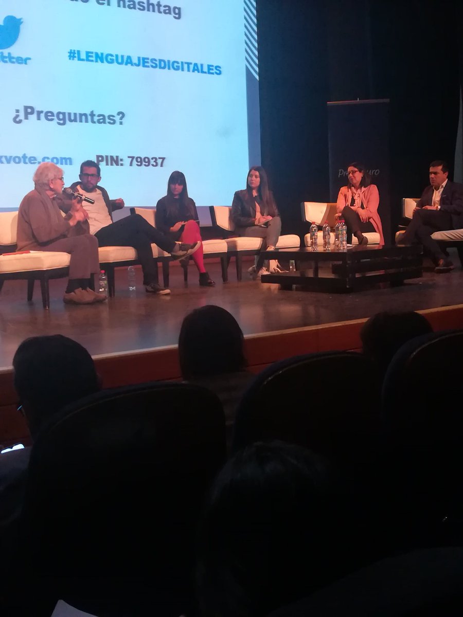 FTMovistarCL's tweet photo. La autonomía reflexiva es poder mirarse y reflexionar sobre sí mismo y preguntarse si me gusta lo que estoy haciendo y quiero conservarlo. Necesitamos formar ciudadanos autónomos, conscientes de nuestro entorno, que sean honestos y cumplan sus compromisos. #LenguajesDigitales https://t.co/k0gD9icpO4