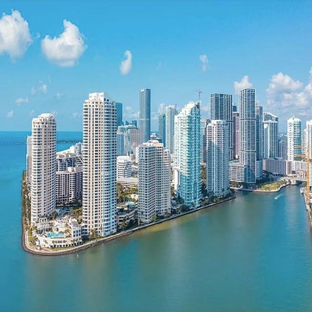 MagazineMiami's tweet photo. EVERYONE SHOULD BE QUICK TO LISTEN, SLOW TO SPEAK AND SLOW TO BECOME ANGRY. James 1:19
#photo #by MIAMI VISUALS @visualsbyluis https://t.co/0N0vU0TsSB
#miamistylemagazine #miami #brickell #brickellliving #brickellkey #brickelllife #brickellnights #miaminights #miamilife https://t.co/7J7inrRDJF