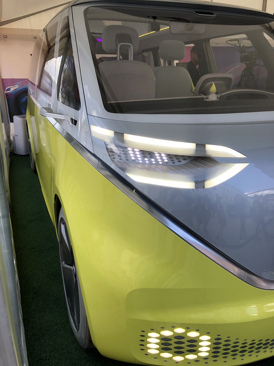 saharald's tweet photo. Eg har ikkje lyst til på denne bilen. Eg vil dela han. Alle førarlause biler må vera delte. #idbuzz #arendalsuka #bildeling https://t.co/76eXT4GNi5