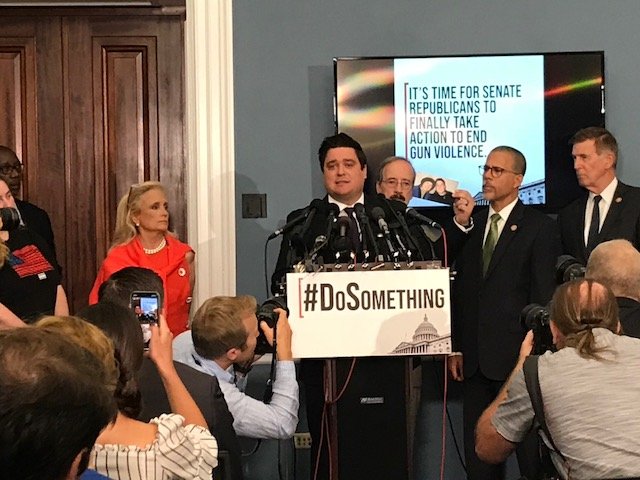bradybuzz's tweet photo. @TChristianHeyne joined @LeaderHoyer & survivors to demand the Senate #DoSomething about gun violence in America.
Lifesaving legislation is gaining dust on your desk @senatemajldr. The House of Representatives did their job โ it's time to do yours!
#SenateVOTENOW https://t.co/j6LBq7NhZF