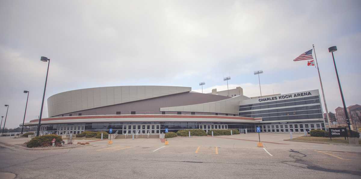 WichitaHousing's tweet photo. We are SO excited for Move-In!! Remember, if you are moving in on Thursday or Friday, report to Koch Arena to check in! https://t.co/NLl2UIqqK1