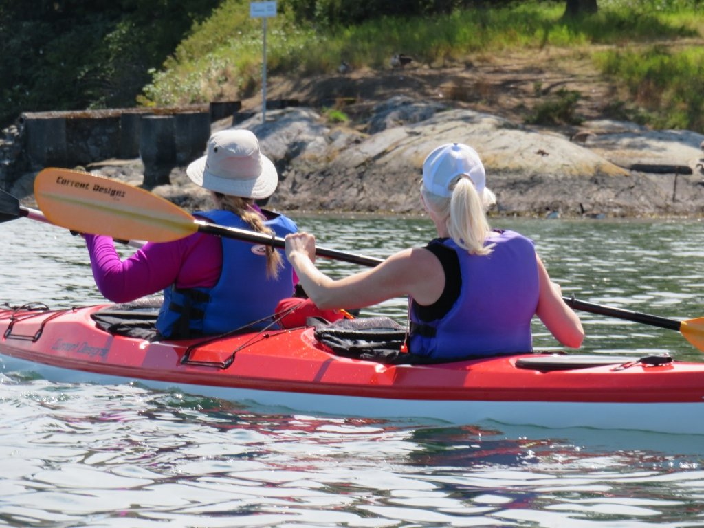 CushWakeVan's tweet photo. We had a blast kayaking around Seal Island, just west from Victoria's Harbour at our @CushWakeVic Summer Event last month! #Summer2019 #TeamBuilding @CushWakeCanada https://t.co/KArxXAiKy7