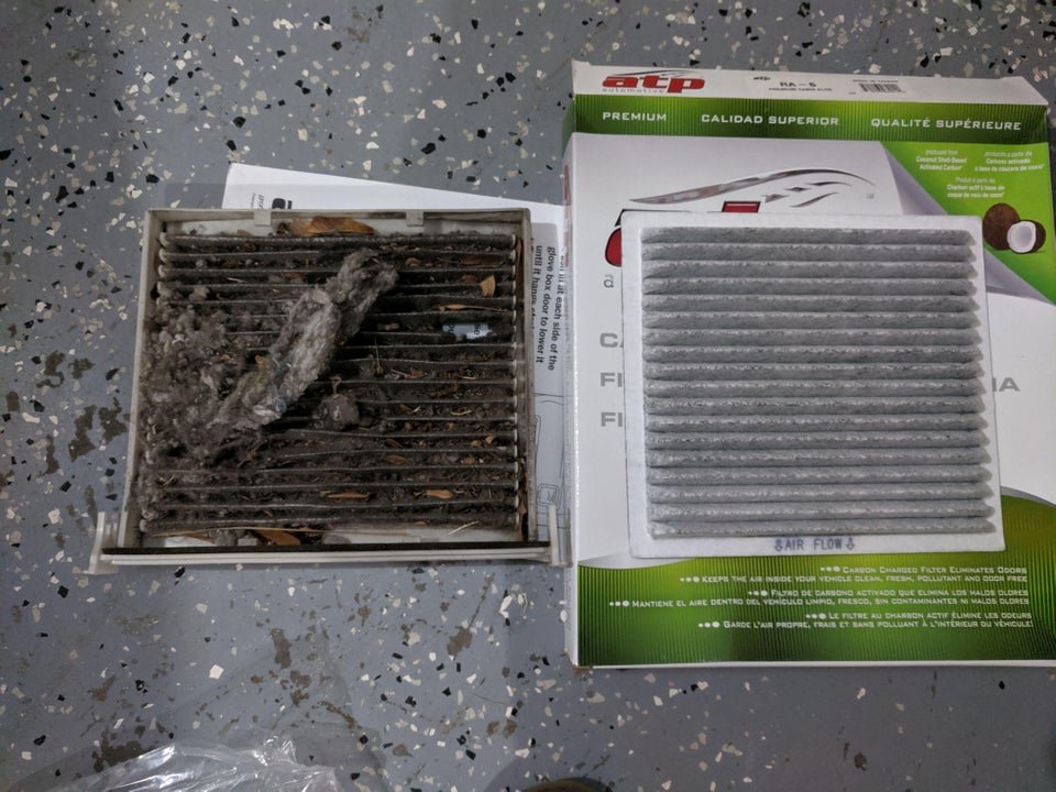 AutohausAZ's tweet photo. Friendly reminder to check your cabin filter if you haven't recently... 😮 #autohausaz #auto #autos #cars #car #cartalk #caradvice #carmaintenance #cabinfilter #headsup #protip #audi #bmw #mercedes #mercedesbenz #porsche #volvo #vw #volkswagen https://t.co/8eZ5jmsnz8