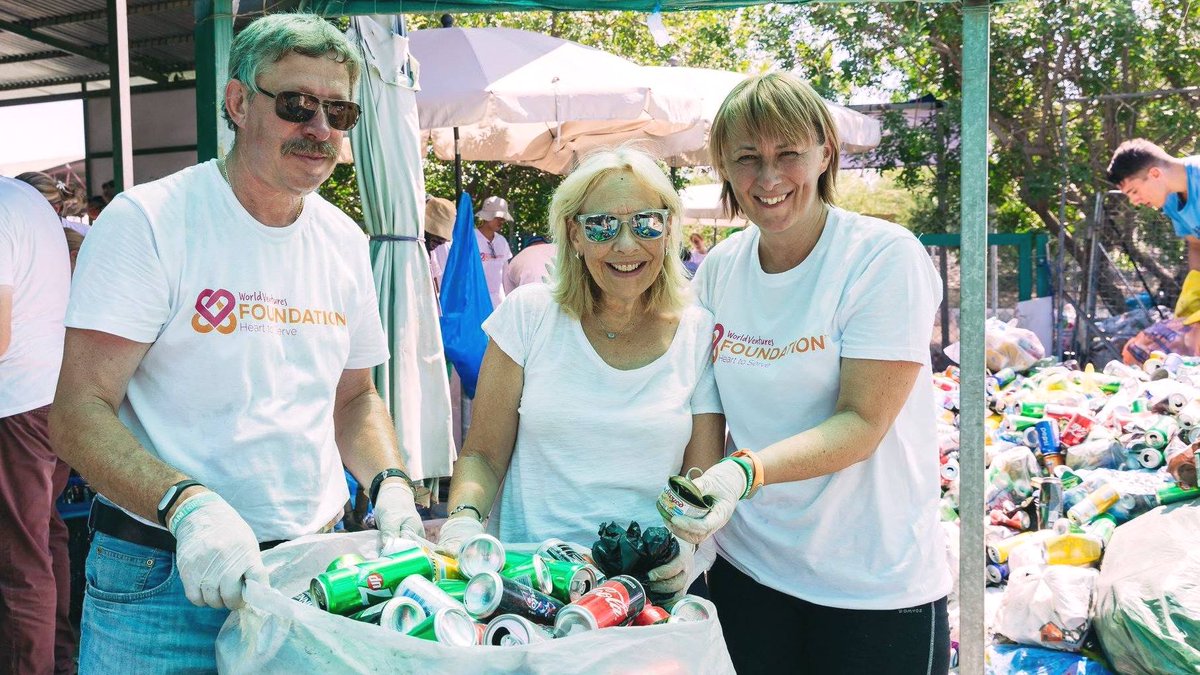 WVFoundation's tweet photo. Many hands make light work 🙌 We are teaming up with #CansForKids to collect &amp; sort recyclable cans to raise funds for medical equipment at Makarios Children's Hospital for sick children ❣️. ⁣
⁣
Show your #HeartToServe⁣ ➡️ https://t.co/xDQRoaBMBs https://t.co/Ps6IdigUNb