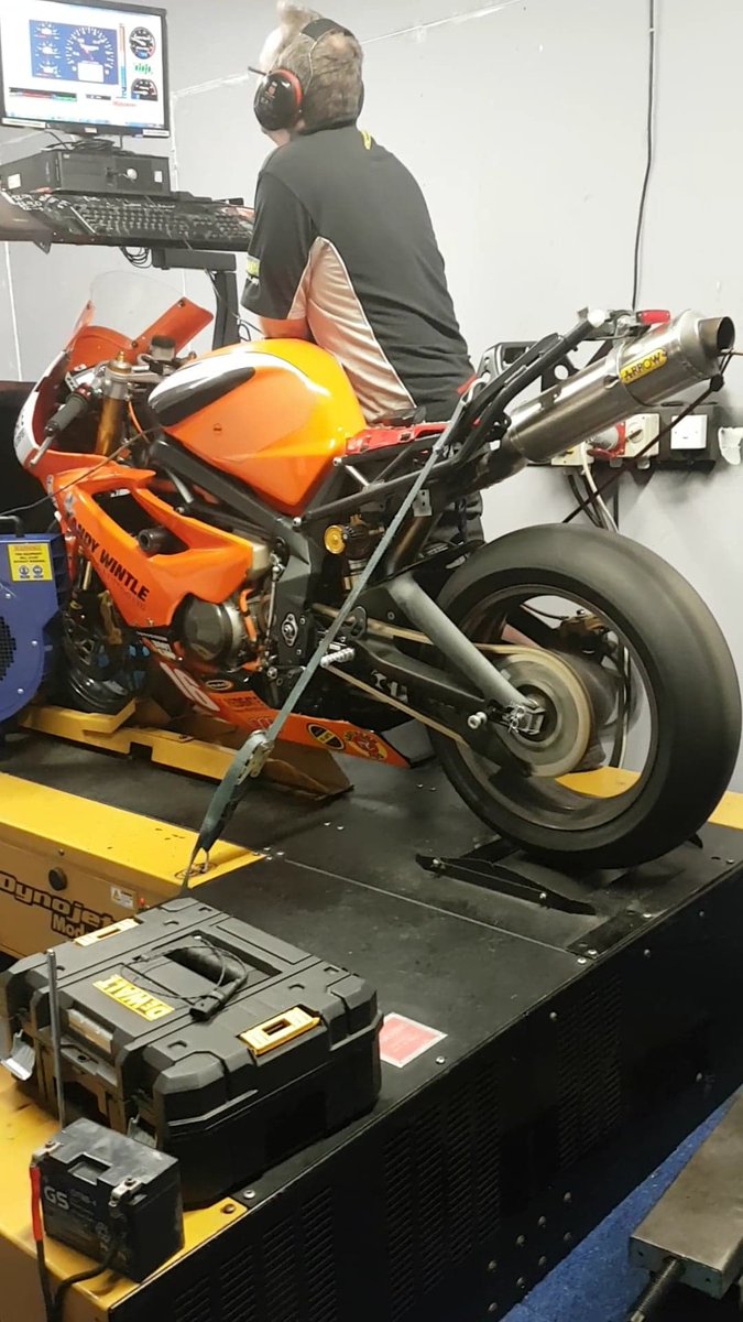MikeMace_63's tweet photo. Just back from a bit of Dyno work with the boys at @ParkittRacing making sure the fuelling is OK on Bernie before it goes pooling down Bray Hill on Saturday 👍  Glad I booked it in a while ago as they are flat out with work! #ifyouknowyouknow #notts #dyno #mapping #woolich https://t.co/wMXBxulRXL