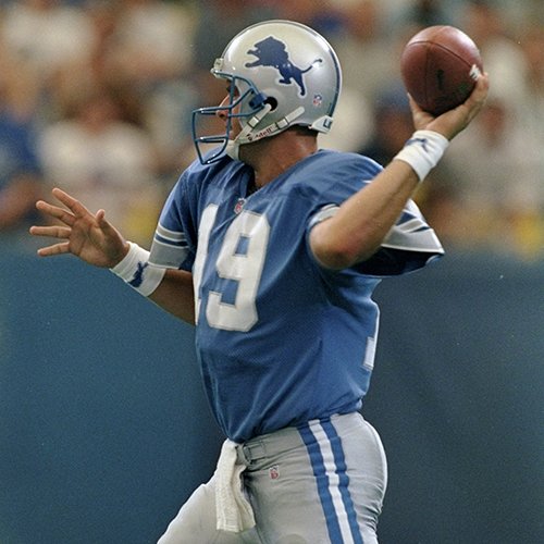 kslsports's tweet photo. Happy #NationalLeftHandersDay to our favorite lefty @19scottmitchell .. Who is your favorite left-handed quarterback? You can find Scott on @helmetsoffshow @KSLunrivaled @TheRivalsShow and on https://t.co/212sFF9EK9 📷: Getty Images https://t.co/80z1qWgQTE