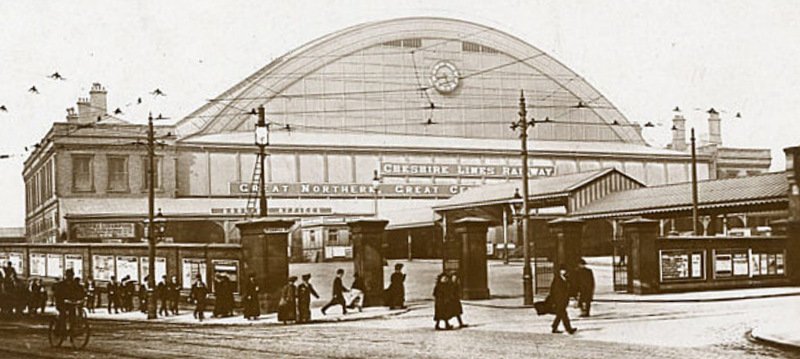 MCCC_GraceMc's tweet photo. The doors are open and everyone is invited @mcr_central. Tomorrow between 10am - 4pm - A chance to immerse yourself in the history, bring back some memories and check out the award-winning facilities #OpenHouseMC https://t.co/Psre2ysKDx