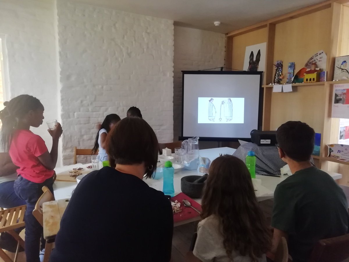 OkusanyaOyin's tweet image. Had a yummy time teaching about chocolate, the farmers and also taking care of the teeth. Do you know it is free for children to go and visit the dentist every six months to check on their teeth..Have you been to the dentist this summer holiday?
#chocolateworkshop #madeinbarking
