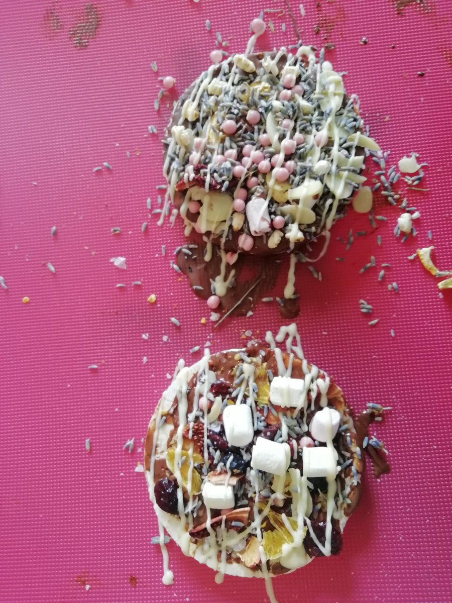 ChocolateOyin's tweet image. Had a yummy time teaching about chocolate, the farmers and also taking care of the teeth. Do you know it is free for children to go and visit the dentist every six months to check on their teeth..Have you been to the dentist this summer holiday?
#chocolateworkshop #madeinbarking